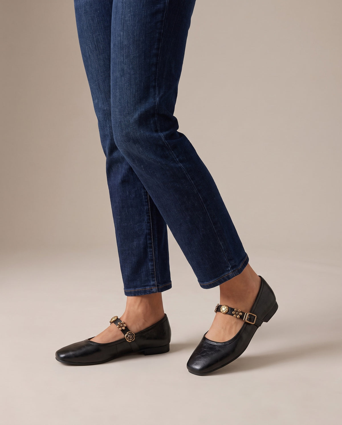 clemence-flower-strap-mary-jane-flats-women-s-black-leather-look-square-toe-ballet-flats 5