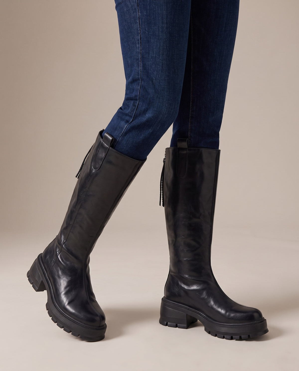 delphine-chunky-lug-sole-knee-high-boots-women-s-black-leather-look-pull-tab-platform-boots 5