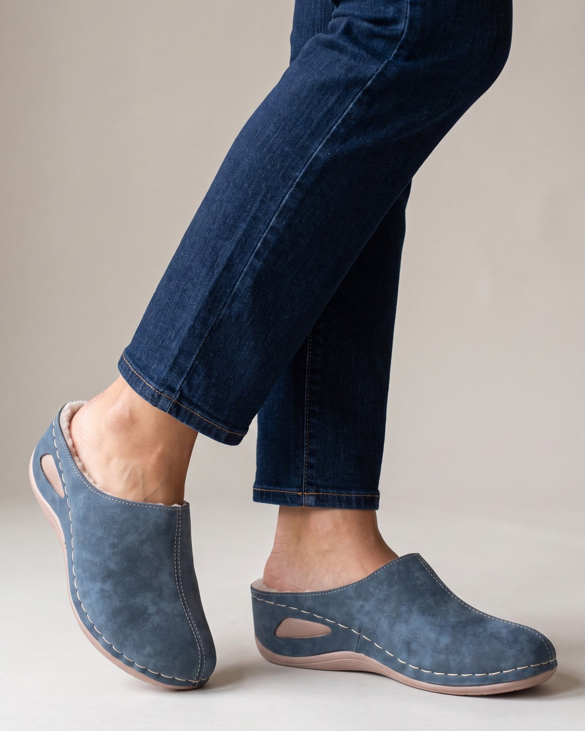 hallie-fleece-lined-wedge-clog-slippers-women-s-blue-closed-toe-mule-slippers 5