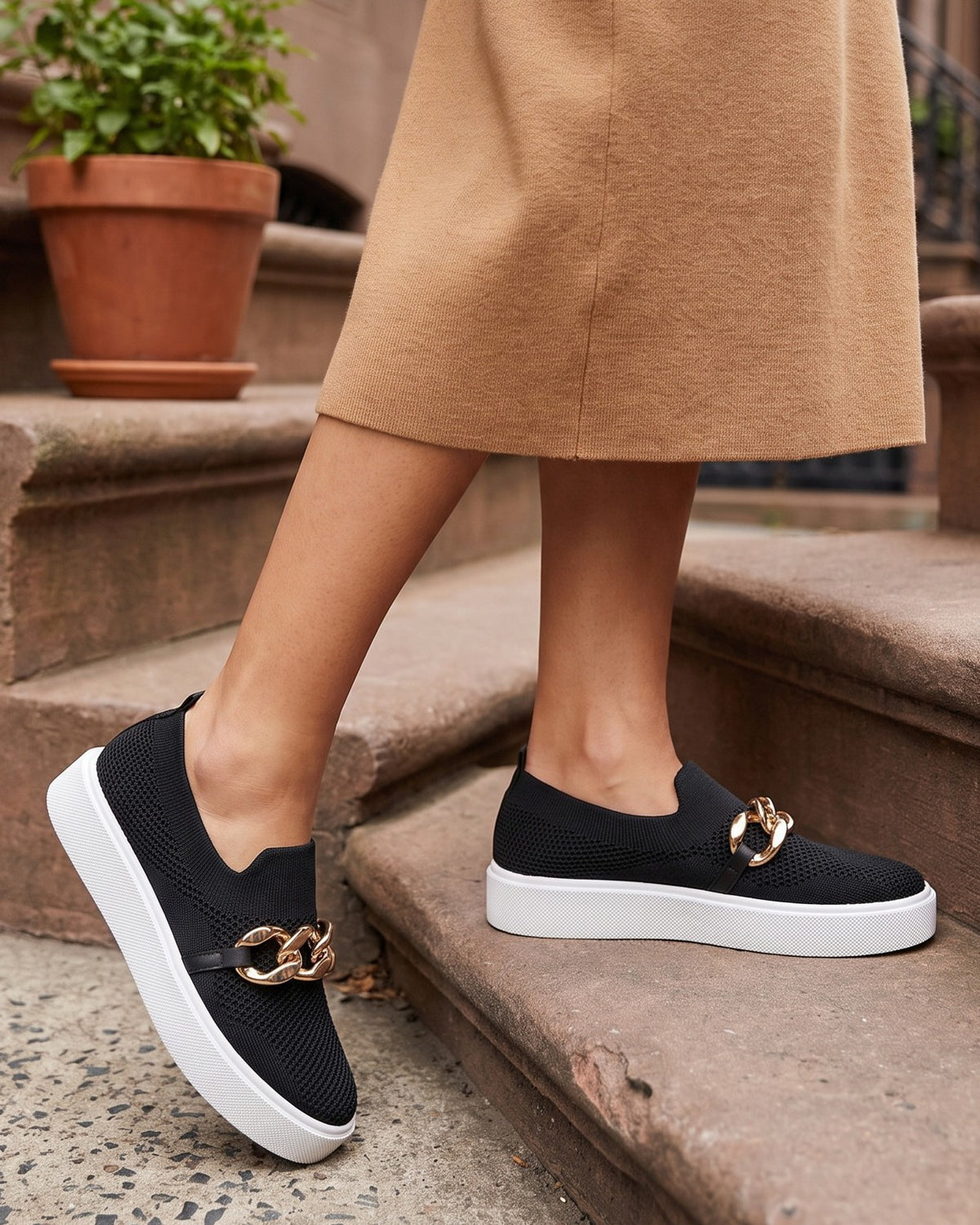 iona-chain-knit-slip-on-loafers-women-s-black-platform-sneaker-loafers 6