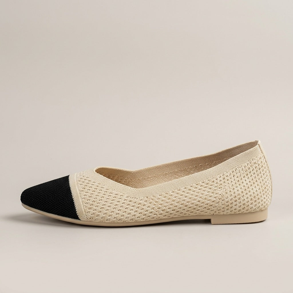 Lottie two-tone pointed flat, side view