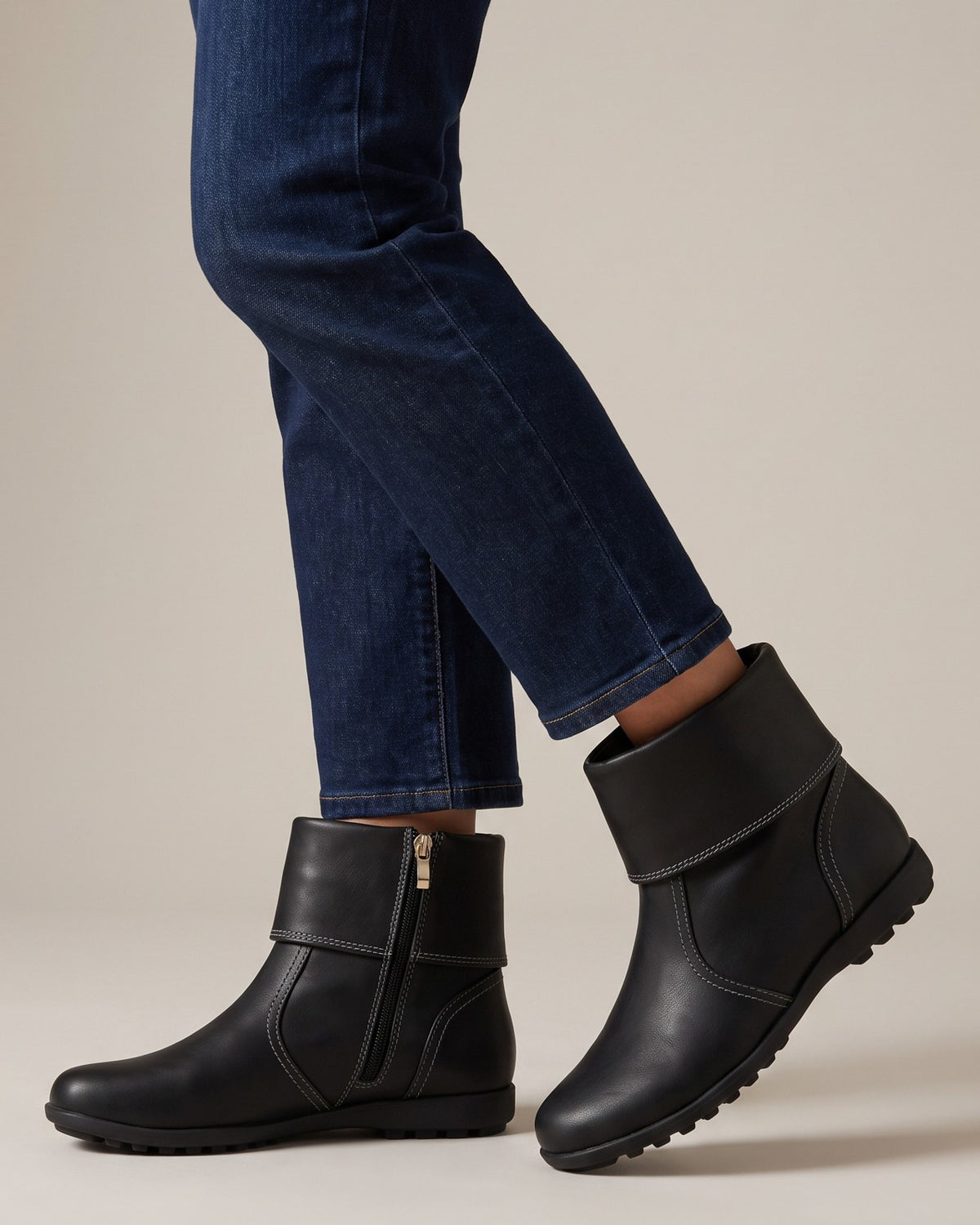 naomi-fold-over-cuff-flat-ankle-boots-women-s-black-side-zip-booties 5