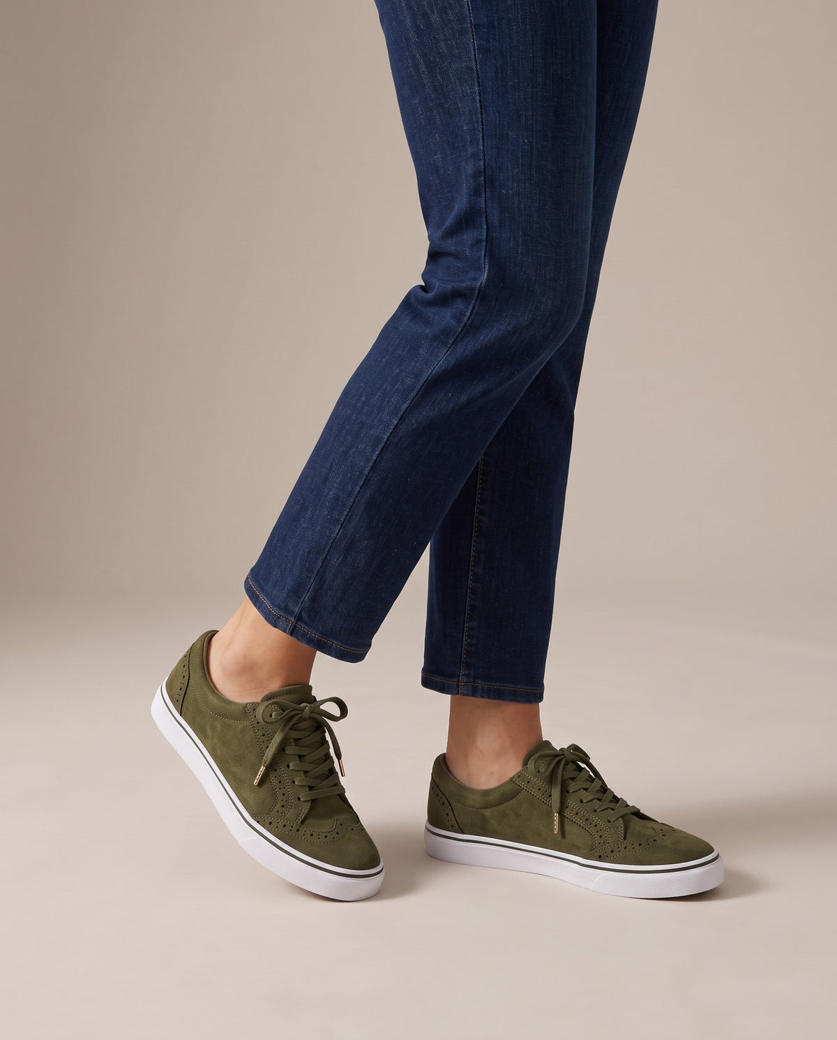 willow-brogue-lace-up-suede-look-sneakers-women-s-olive-green-low-top-casual-sneakers 5
