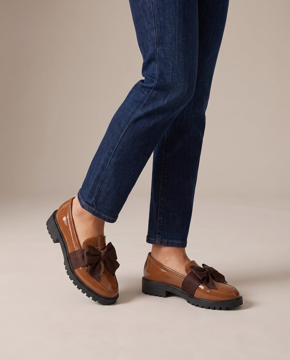 yvette-patent-look-ribbon-bow-loafers-women-s-caramel-brown-chunky-lug-sole-slip-on-loafers 5
